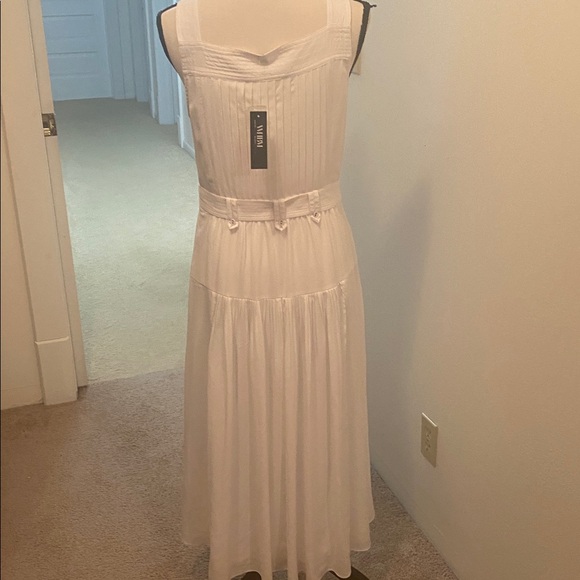 WHBM Elegant White Button-Down Dress - Picture 3 of 5